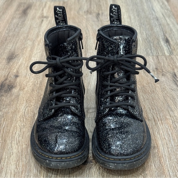 Dr. Martens Other - Dr Martens Junior 1460 Lace‎ Up Boots Black Cosmic Glitter AirWair Bouncing US 1